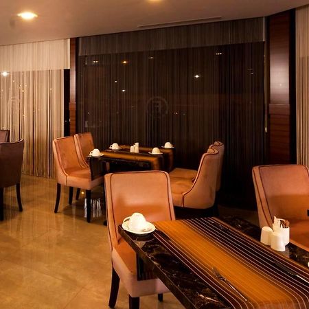 Majura Hotel Business Измир Экстерьер фото