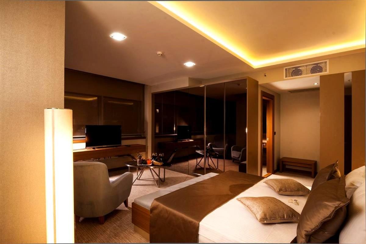 Majura Hotel Business Измир Экстерьер фото